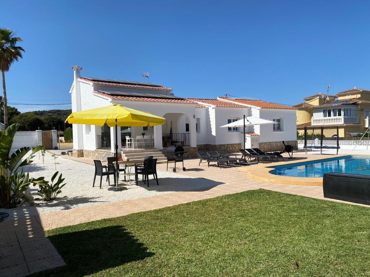 Villa Con Piscina, Soleada, Tranquila Y Centrica Calpe Eksteriør bilde